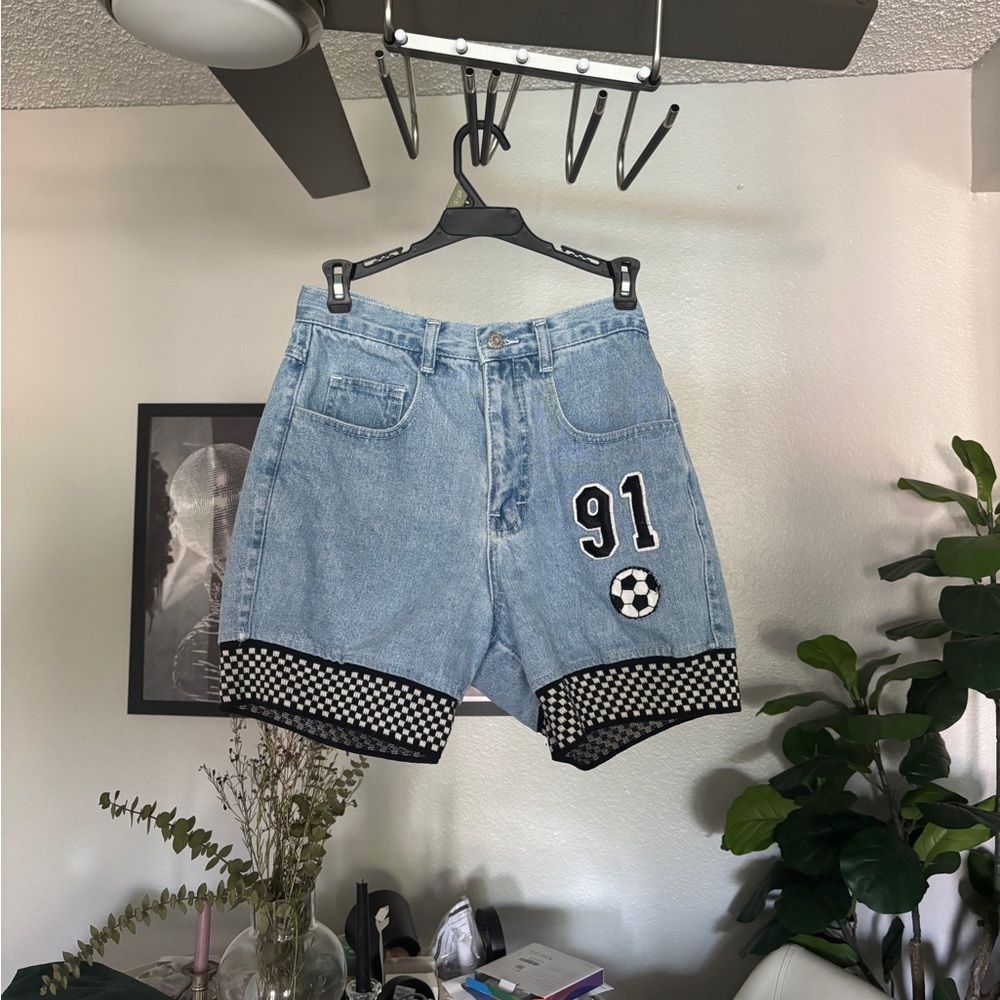 Vintage high waisted, jean shorts